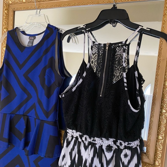 Bundle of 2 dresses medium lace zipper - Picture 2 of 5